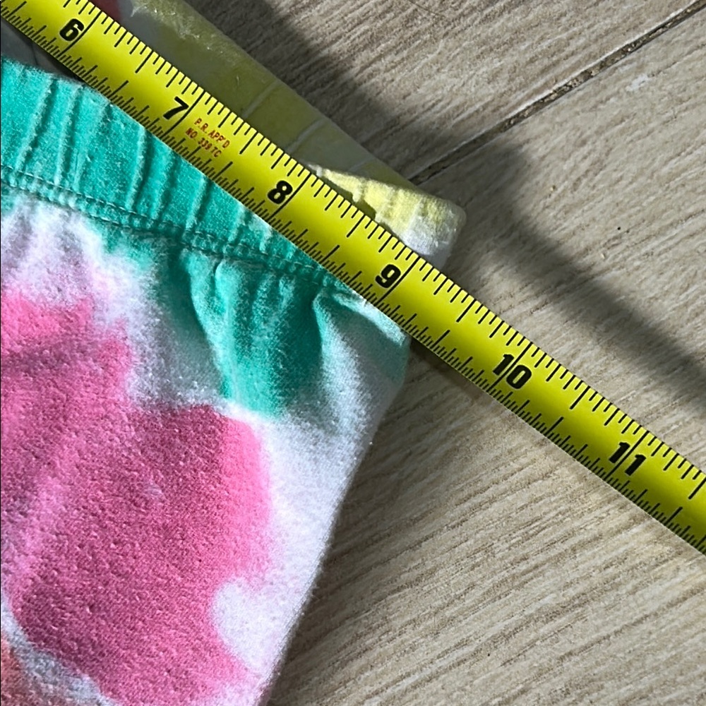 Cat & Jack Girl’s Tie-Dye Biker Shorts - Picture 3 of 5